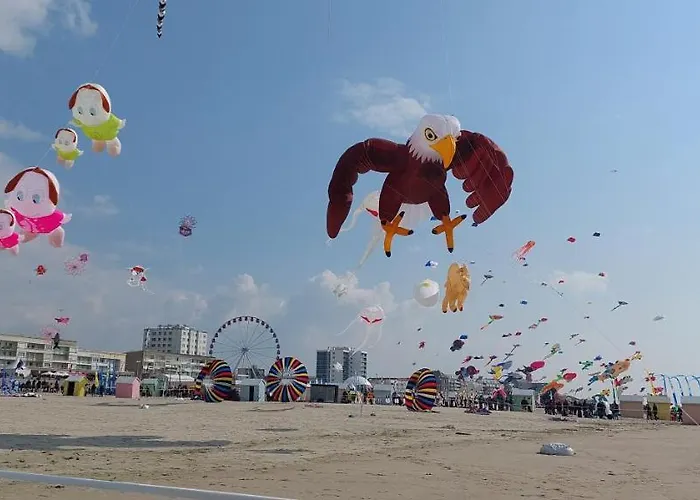 Les Marronniers 30 *